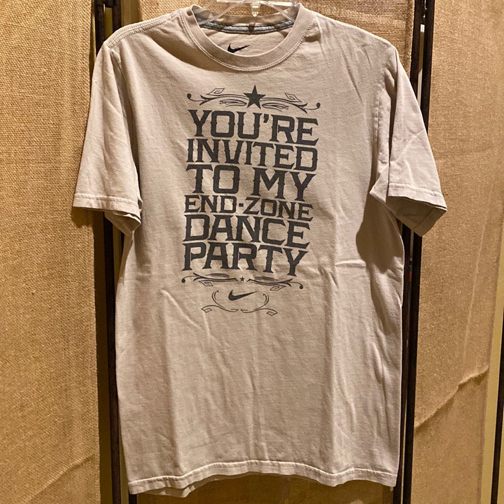 Nike Graphic Tee